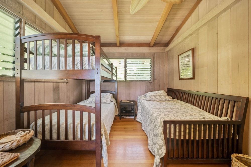 undefined Kona Sunshine 2 Bedroom Home by RedAwning 5