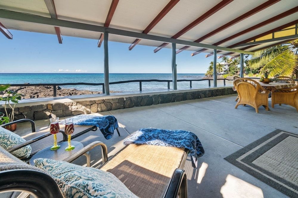 undefined Kona Sunshine 2 Bedroom Home by RedAwning