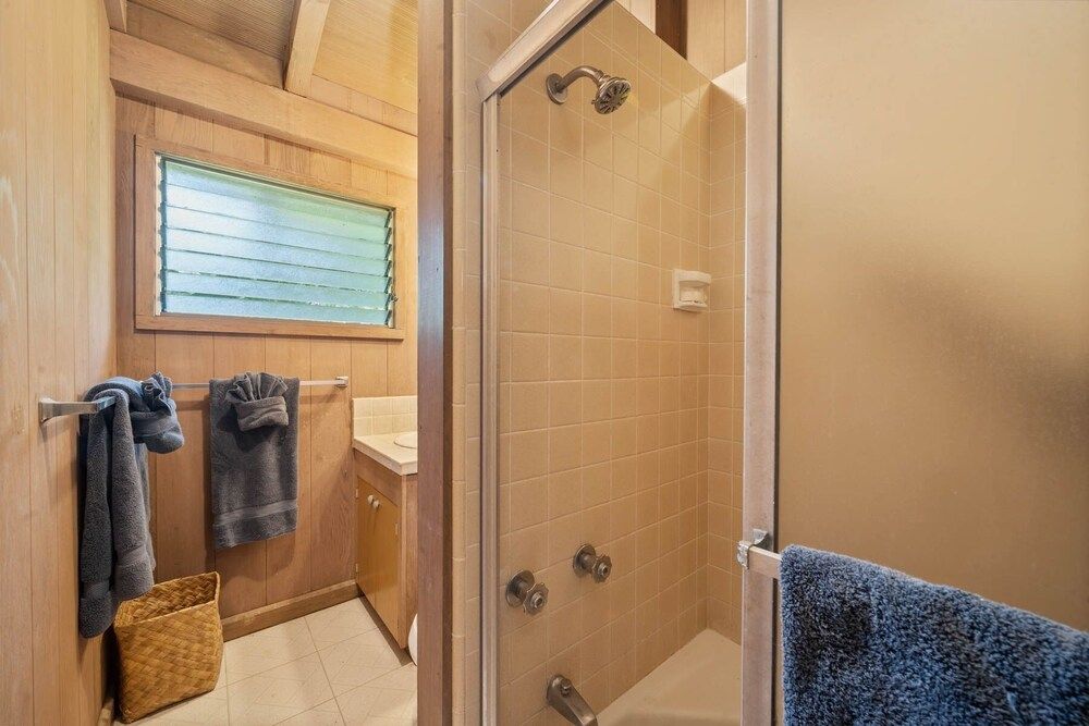 Kona Sunshine 2 Bedroom Home by RedAwning House, 2 Bedrooms 20