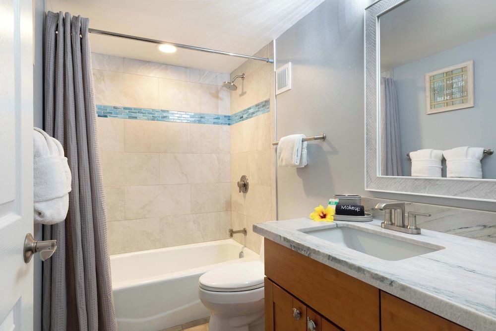 White Sands Village #120 Condo, Multiple Beds, Balcony, Partial Ocean View (White Sands Village #120) 13