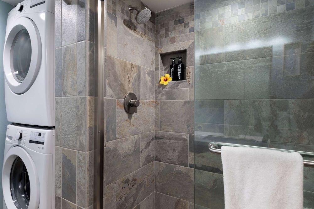 White Sands Village #120 Condo, Multiple Beds, Balcony, Partial Ocean View (White Sands Village #120) 12