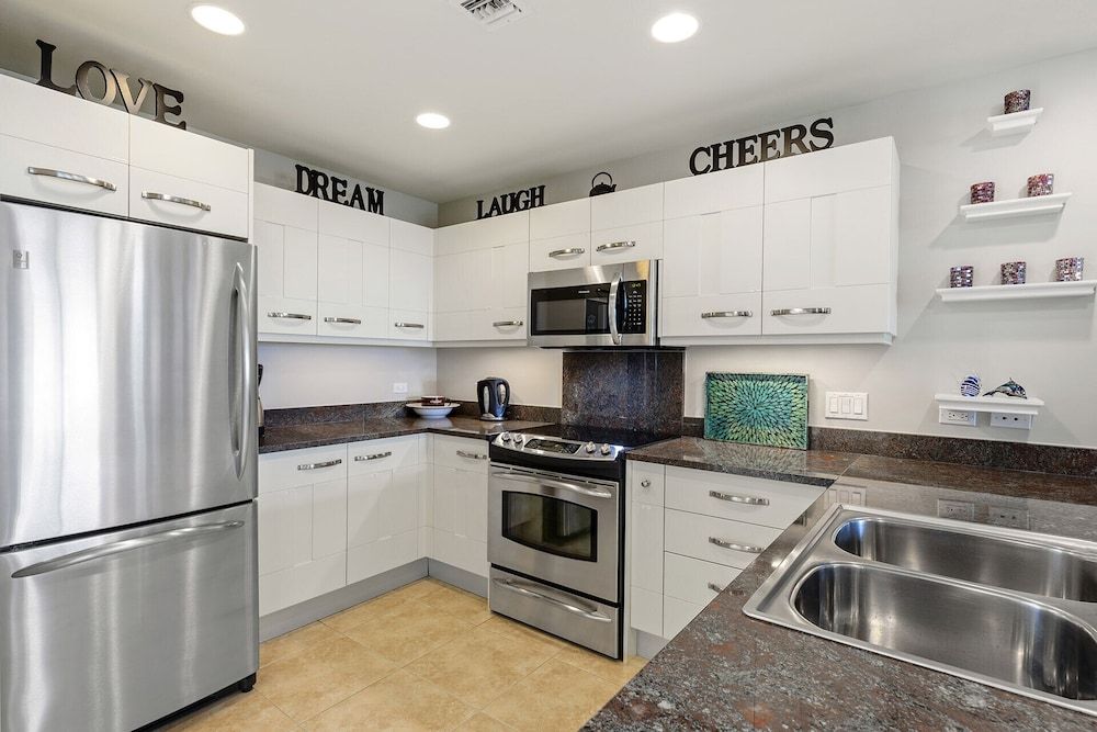 Na Hale O Keauhou #F1 House, Multiple Beds, Hot Tub, Partial Ocean View 14