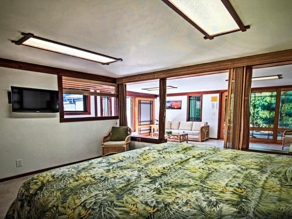 Koi Hale House, Multiple Beds (Koi Hale) 10