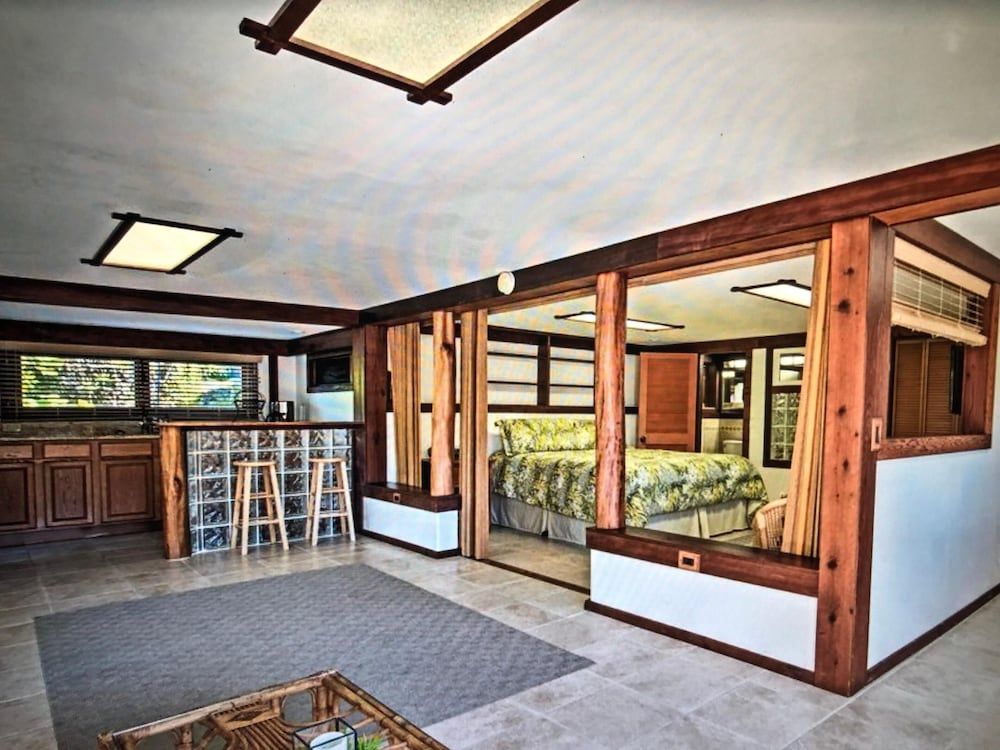 Koi Hale House, Multiple Beds (Koi Hale) 11