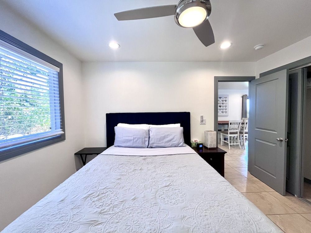 Walua Hale Relaxing Hawaiian Oasis House, Multiple Beds, Lanai, Ocean View (Walua Hale) 8