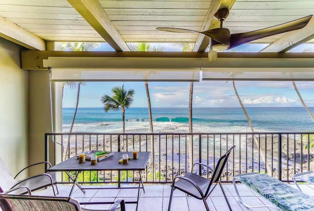 undefined Kona Bali Kai 317 - Oceanfront 2 Bedroom Condo by RedAwning 9