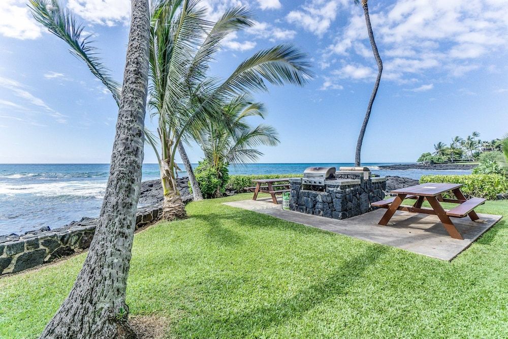 undefined Kona Bali Kai 317 - Oceanfront 2 Bedroom Condo by RedAwning 2