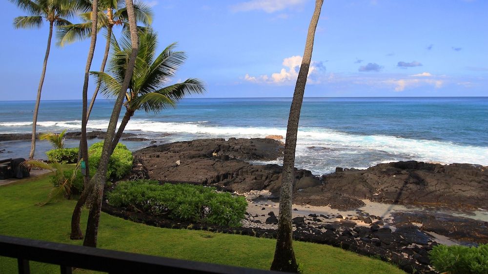 Kona Bali Kai 223 - Oceanfront 2 Bedroom Condo by RedAwning Condo, 2 Bedrooms 20