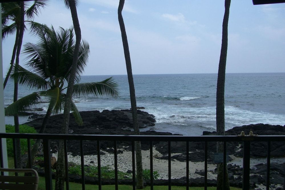 Kona Bali Kai 223 - Oceanfront 2 Bedroom Condo by RedAwning Condo, 2 Bedrooms 18