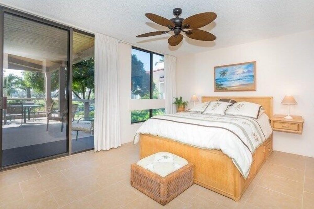 undefined Surf & Racquet Club 6201 10