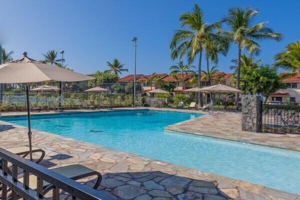 undefined Surf & Racquet Club 6201