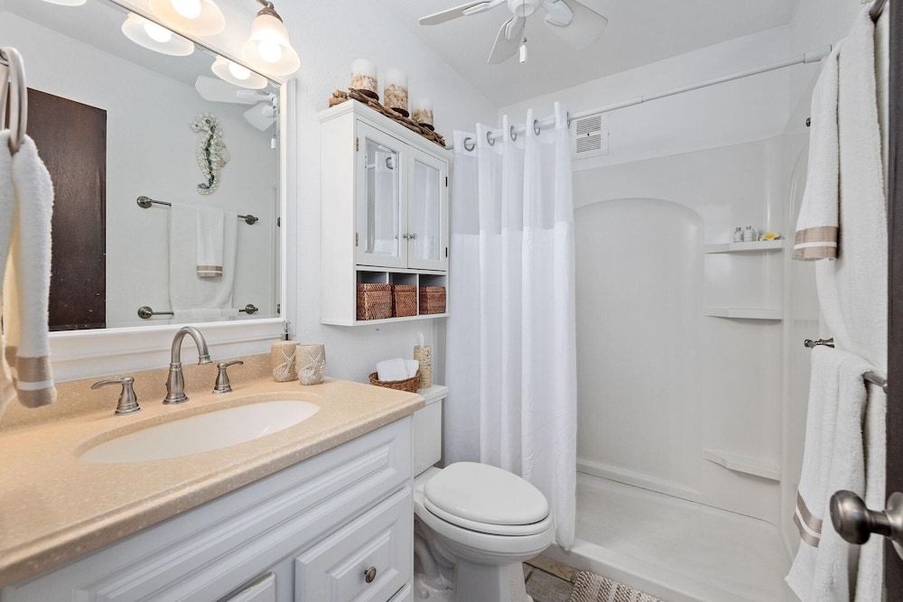 Kona Isle E23 Condo, 1 King Bed (Kona Isle E23) 17