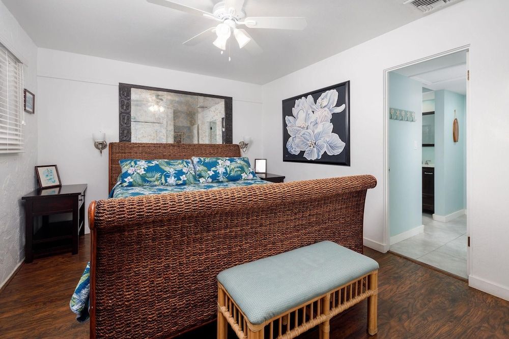 Casa De Emdeko 330 Condo, 1 King Bed with Sofa bed (Casa De Emdeko 330) 3