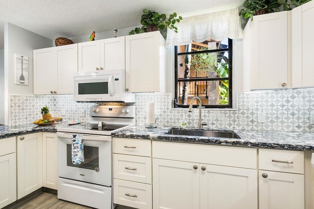 undefined Kona Makai 1-204 10