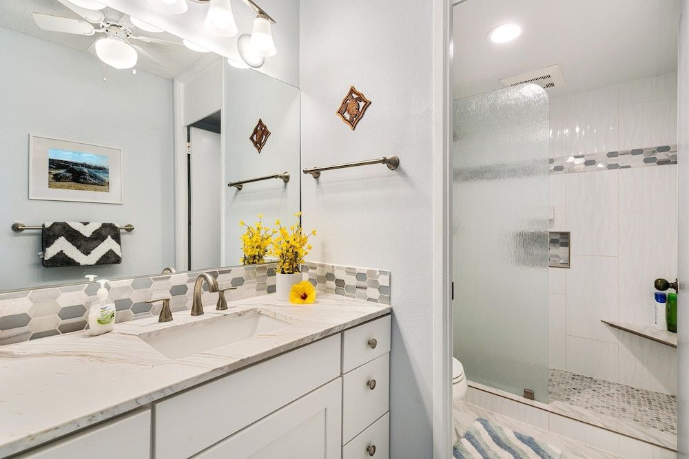 Kona Makai 1-204 Condo, 1 King Bed, Ocean View (Kona Makai 1-204) 19