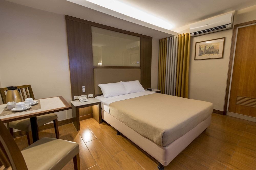 Kabayan Hotel Standard Room, 1 Queen Bed 2