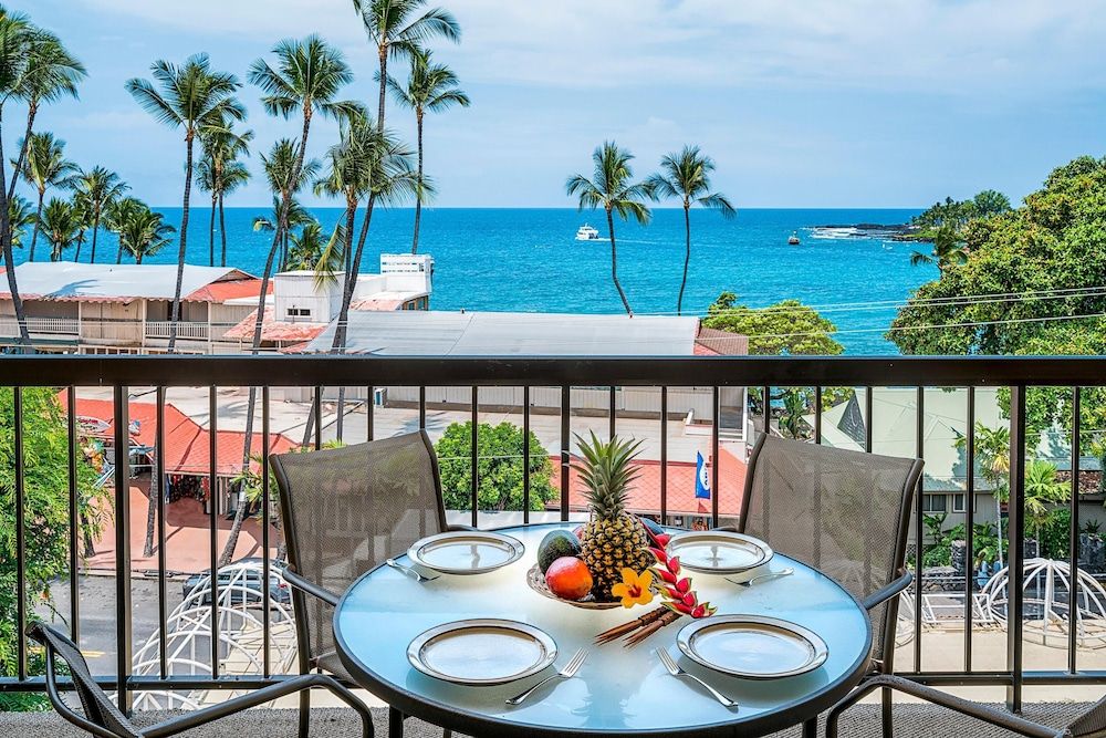 undefined Kona Plaza#402 10