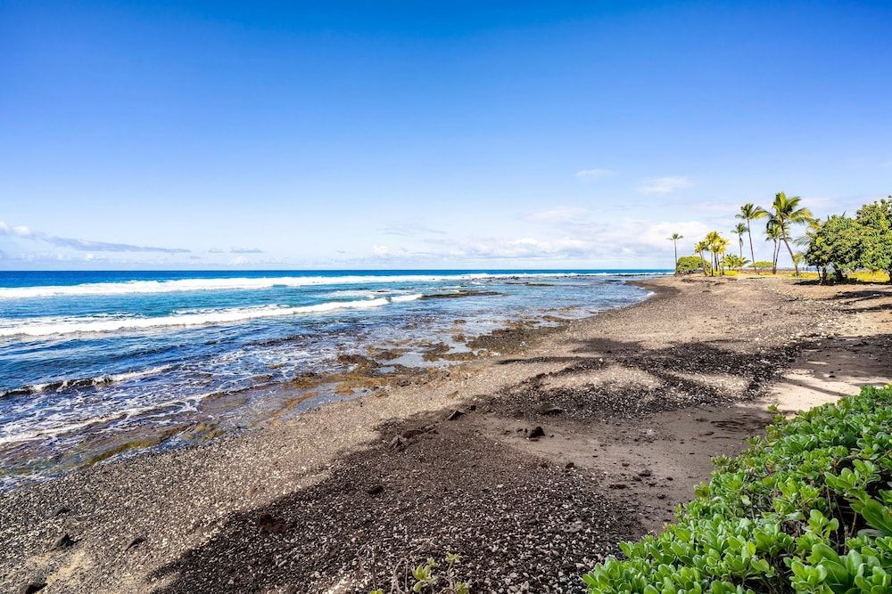 undefined Keauhou Kona Surf & Racquet Club Townhouse #4 10