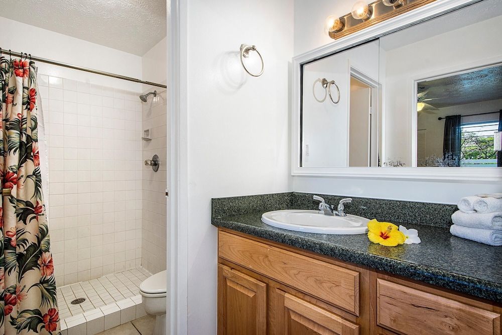 undefined Keauhou Kona Surf & Racquet Club #37 9