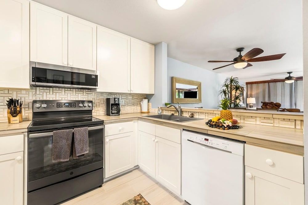 undefined Keauhou Kona Surf and Racquet Club 6-101 4