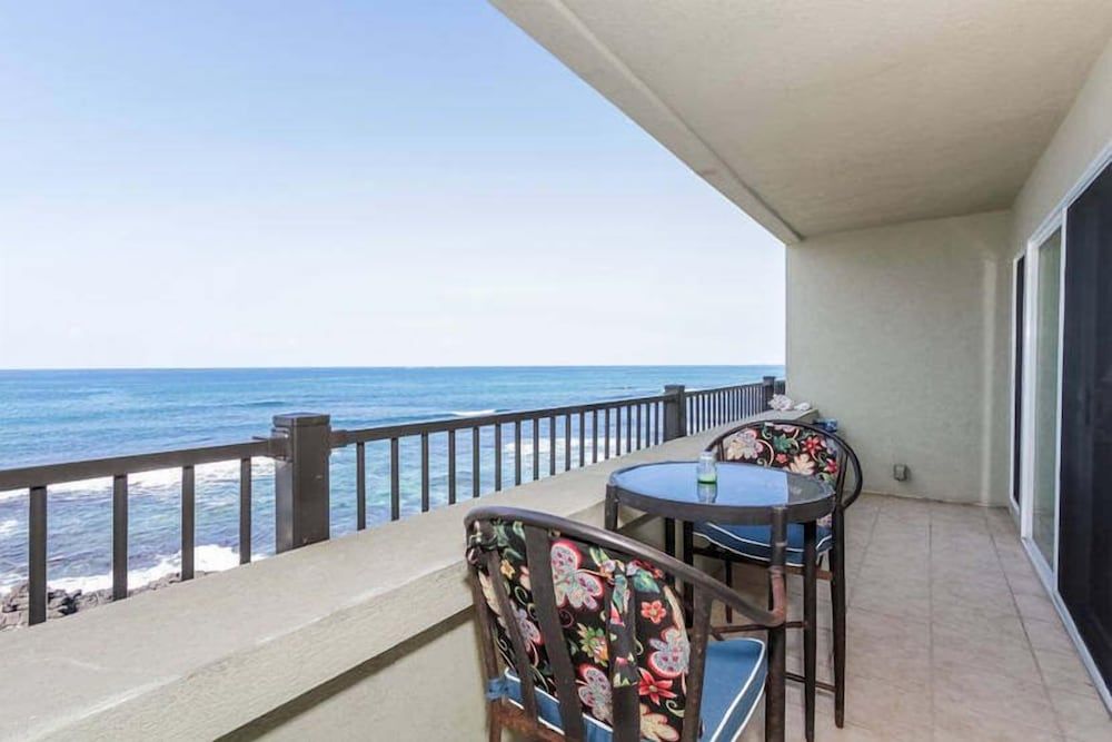 Banyan Tree Condo W/ Pool & Ocean Front! Condo, Multiple Beds, Balcony, Ocean View (Banyan Tree #305) 15