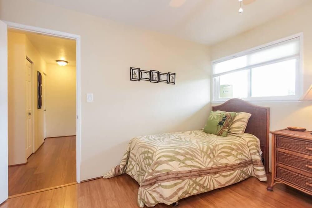 undefined Banyan Tree Condo W/ Pool & Ocean Front! 3