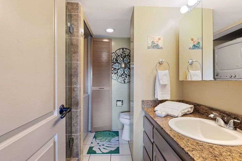 White Sands Village #222 Across From Beach Condo, Multiple Beds, Balcony, Partial Ocean View (White Sands Village #222) 11