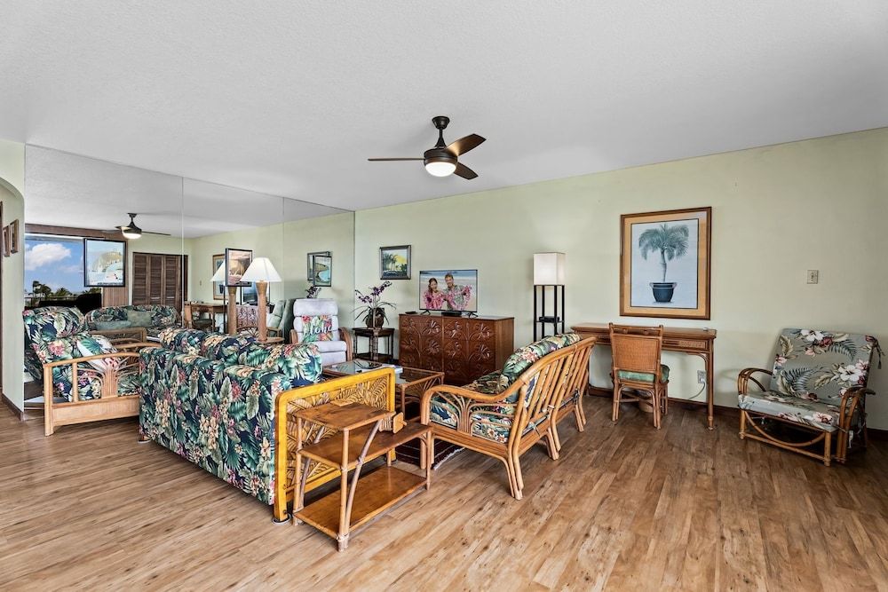 undefined Kahalu'u Bay S #204 2 Bedroom Condo by RedAwning 9