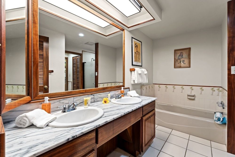 Kahalu'u Bay S #204 2 Bedroom Condo by RedAwning Condo, 2 Bedrooms 13