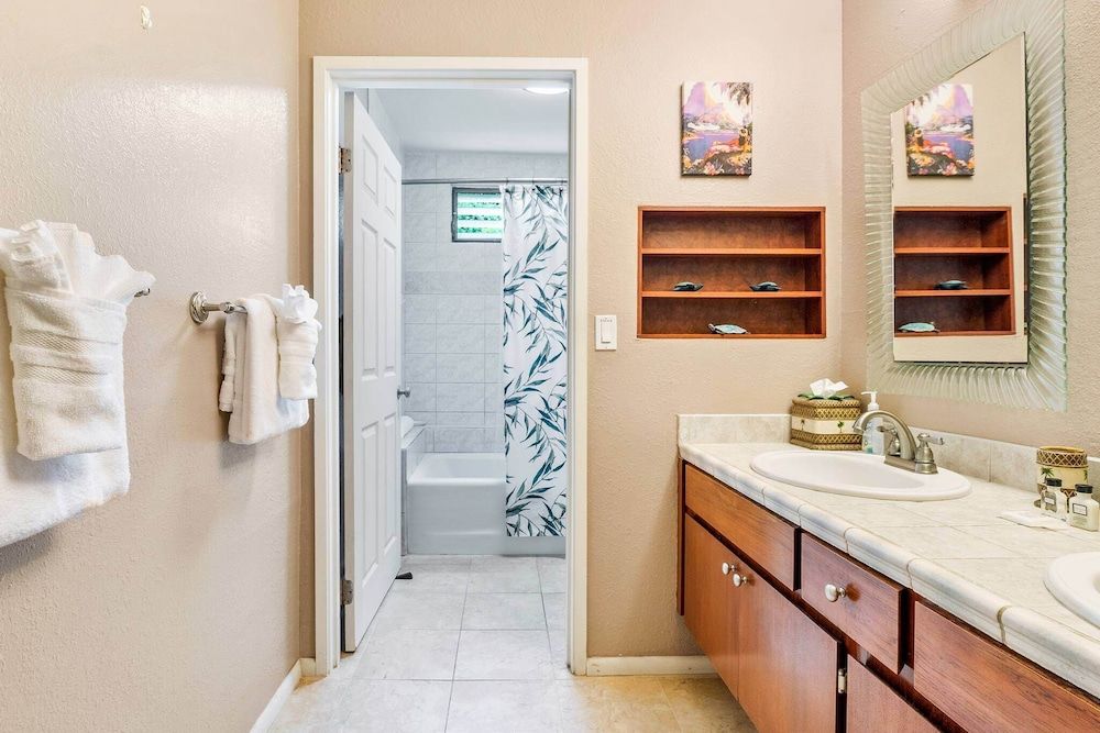 Keauhou Punahele Private Lanai w/ Grill Condo, Multiple Beds, Patio, Garden View (Keauhou Punahele #E105) 18