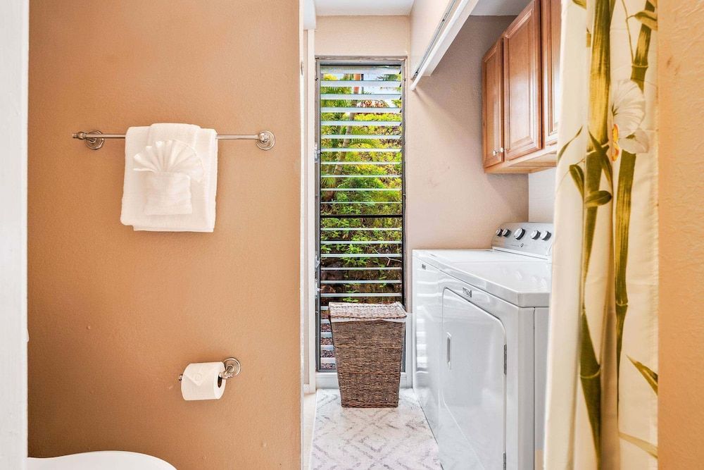 Keauhou Punahele Private Lanai w/ Grill Condo, Multiple Beds, Patio, Garden View (Keauhou Punahele #E105) 15