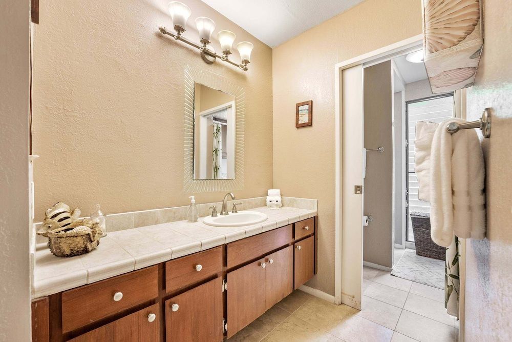 Keauhou Punahele Private Lanai w/ Grill Condo, Multiple Beds, Patio, Garden View (Keauhou Punahele #E105) 14