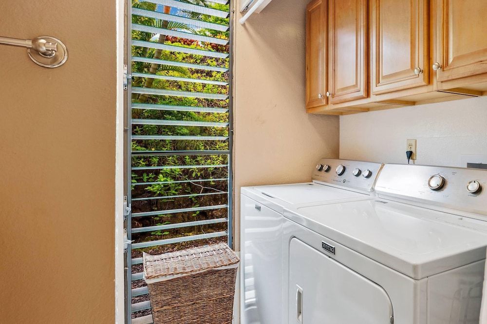 Keauhou Punahele Private Lanai w/ Grill Condo, Multiple Beds, Patio, Garden View (Keauhou Punahele #E105) 12