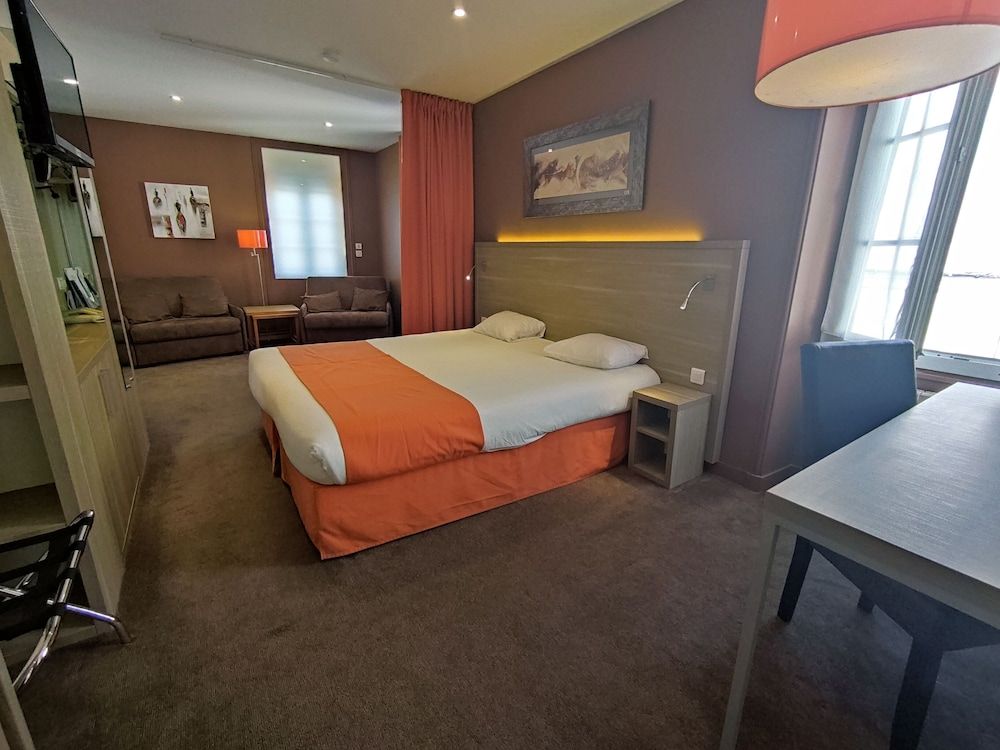 Logis Hôtel la Résidence Superior Room 7