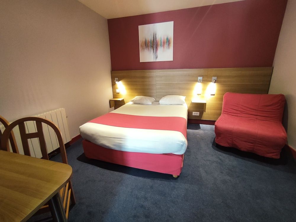 Logis Hôtel la Résidence Superior Room 5