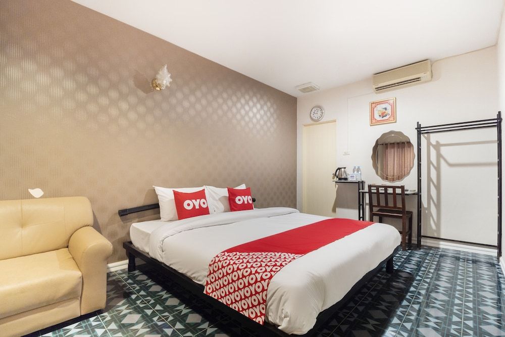 OYO 703 Koh Chang Riverside Resort Standard Double Room 6