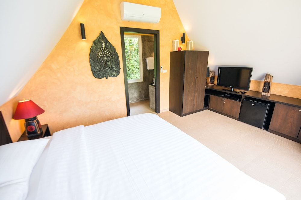 Red Sunset Private Pool Villa - Hotel Managed