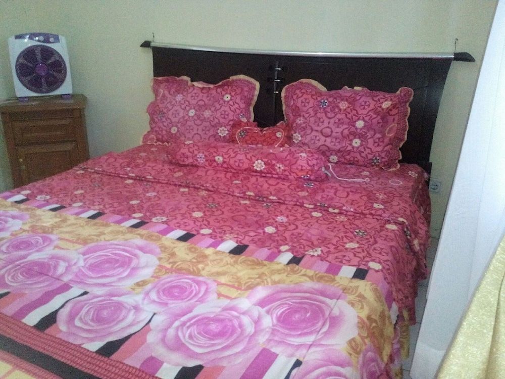 Kota Bunga C Villa, 4 Bedrooms 4