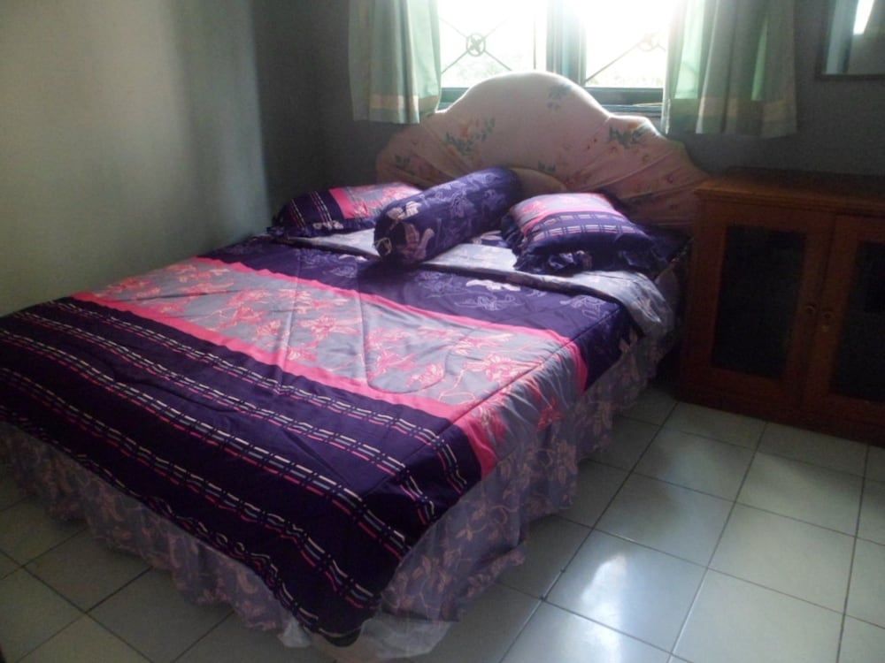 Kota Bunga N Villa, 4 Bedrooms 4