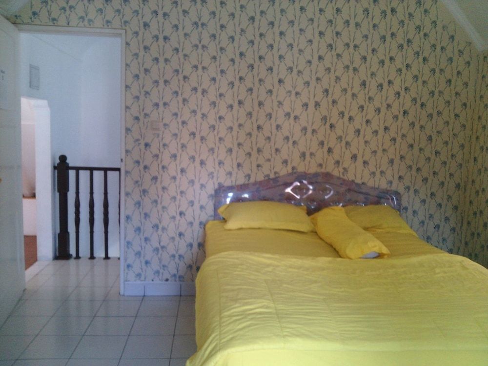 Kota Bunga R Villa, 3 Bedrooms 5