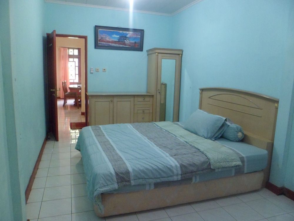 Kota Bunga BB Villa, 4 Bedrooms 7