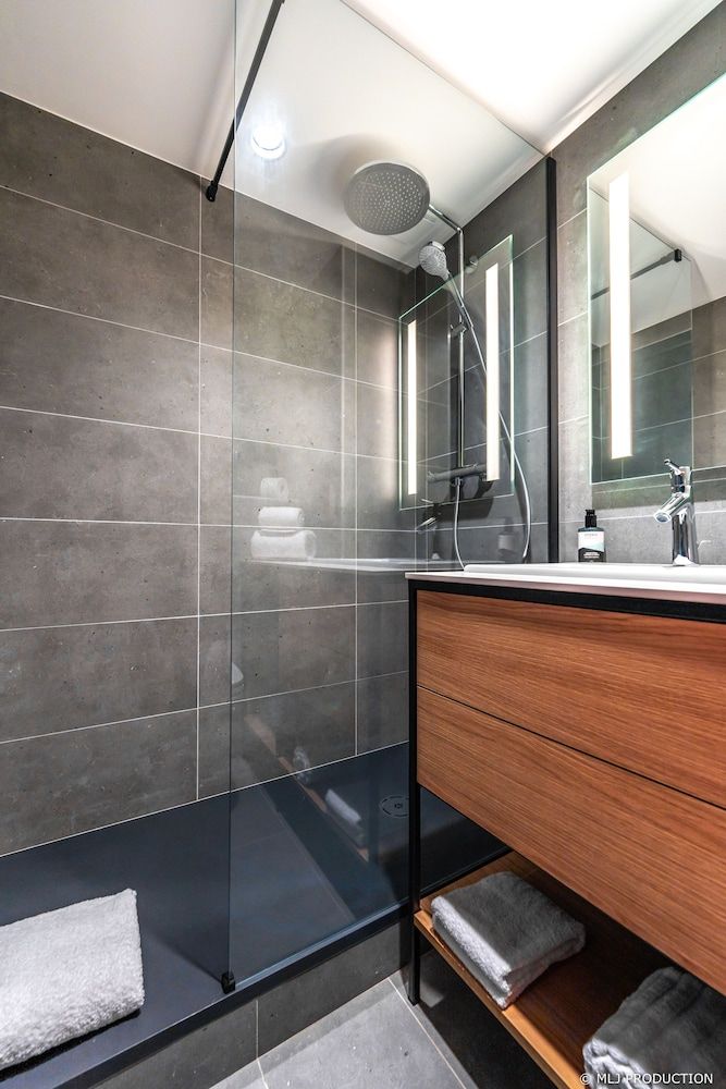 Les Hauts de Kerano Twin Room, Terrace 5