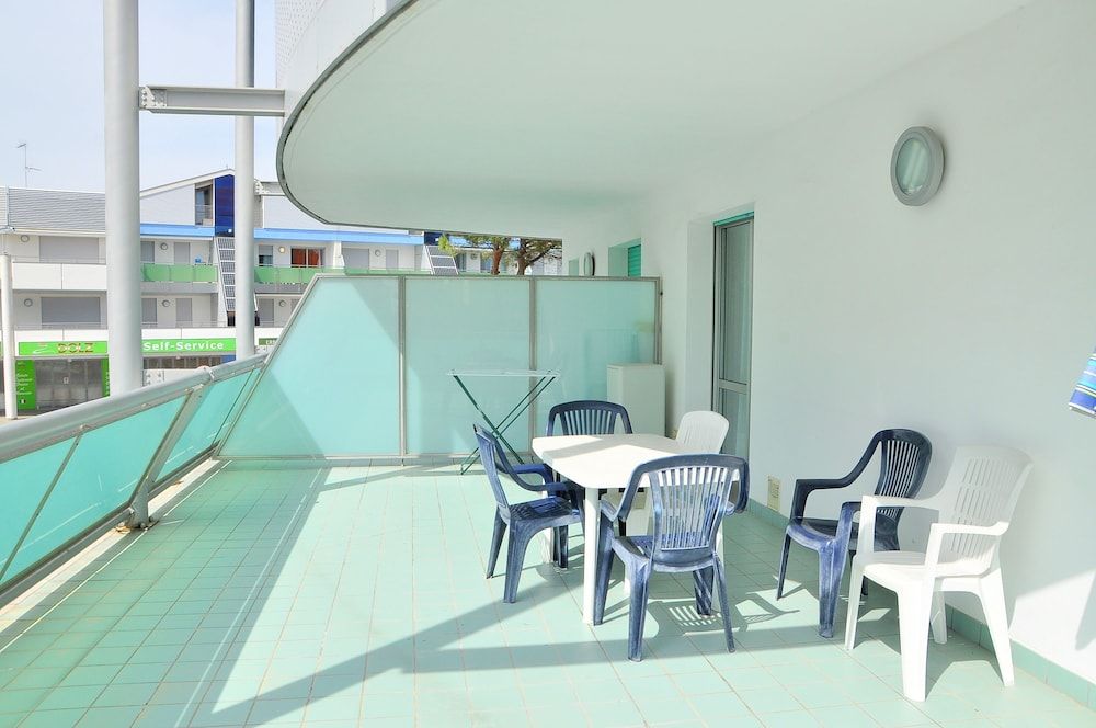 Condo, 2 Bedrooms (Argonauti 005_1P_C1*)