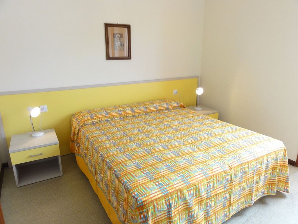 Apartment, 2 Bedrooms (A90156)