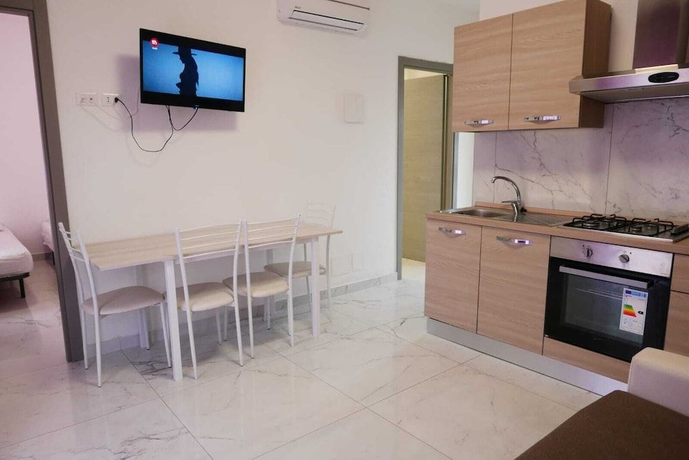 Appartamenti Fiorita Apartment, 2 Bedrooms (3) 5