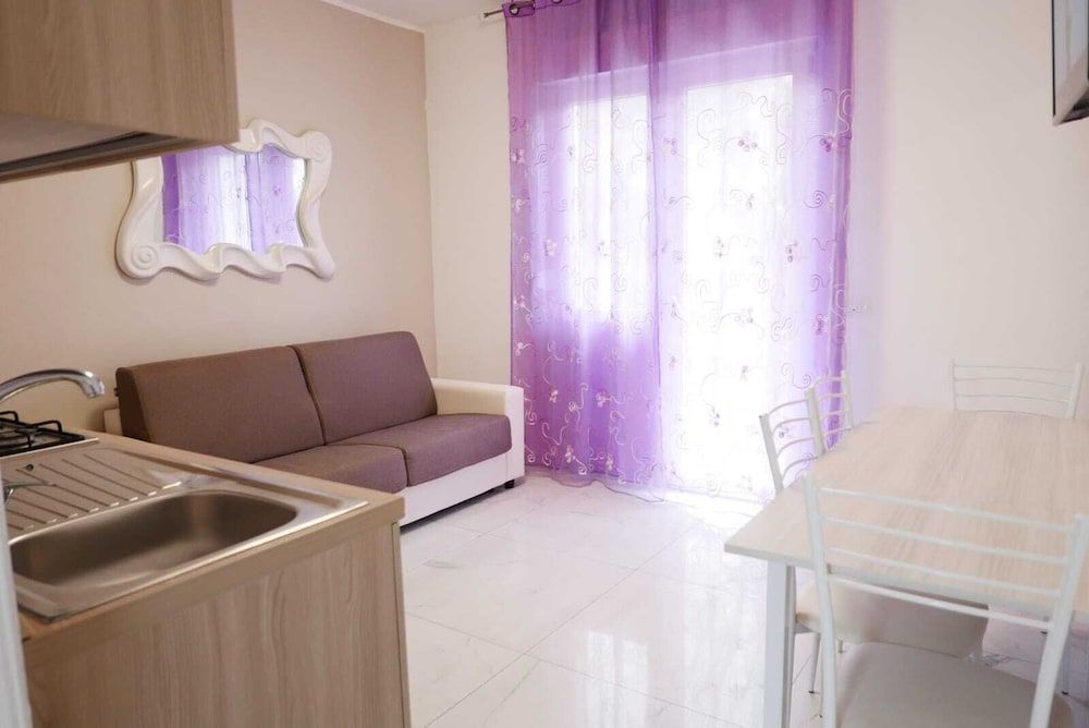 Appartamenti Fiorita Apartment, 2 Bedrooms (3) 6