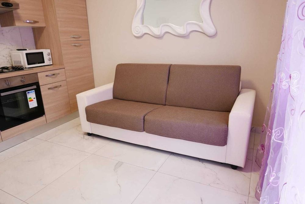 Appartamenti Fiorita Apartment, 2 Bedrooms (3) 8