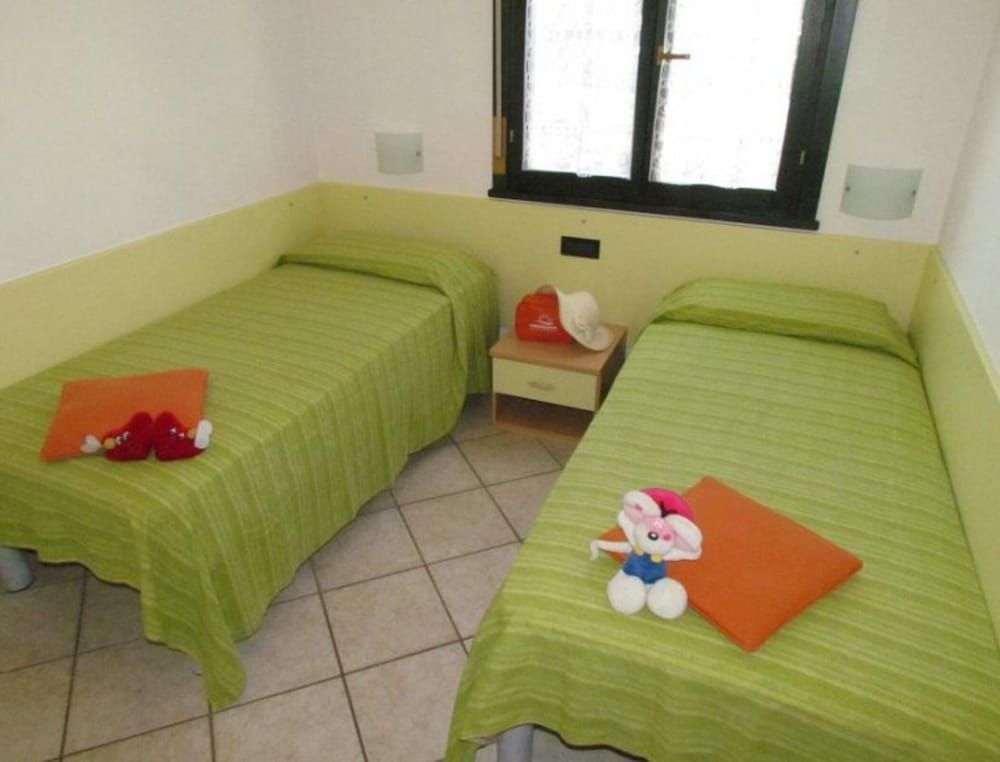 Apartment, 2 Bedrooms, Patio, Garden View