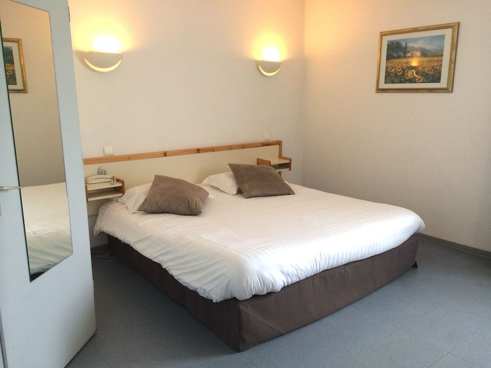 Hotel Le Calice du Gevaudan Basic Double Room 2