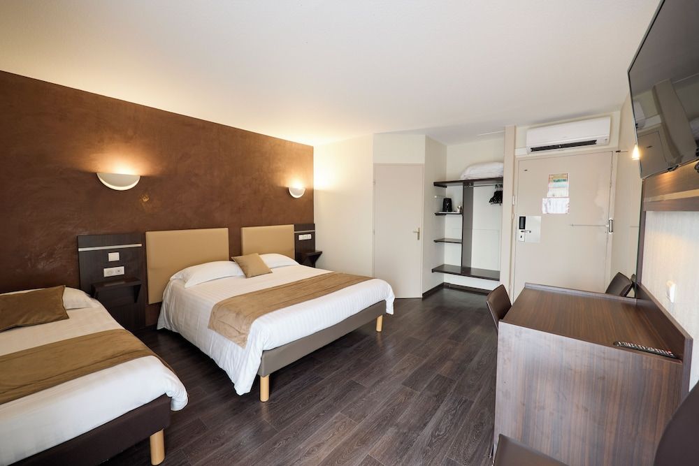 Luxury Triple Room